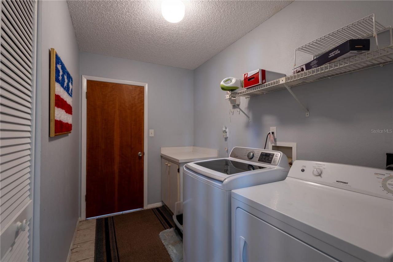 7913 Pineglen Court, Unit 34, Sarasota, FL 34238 Photo