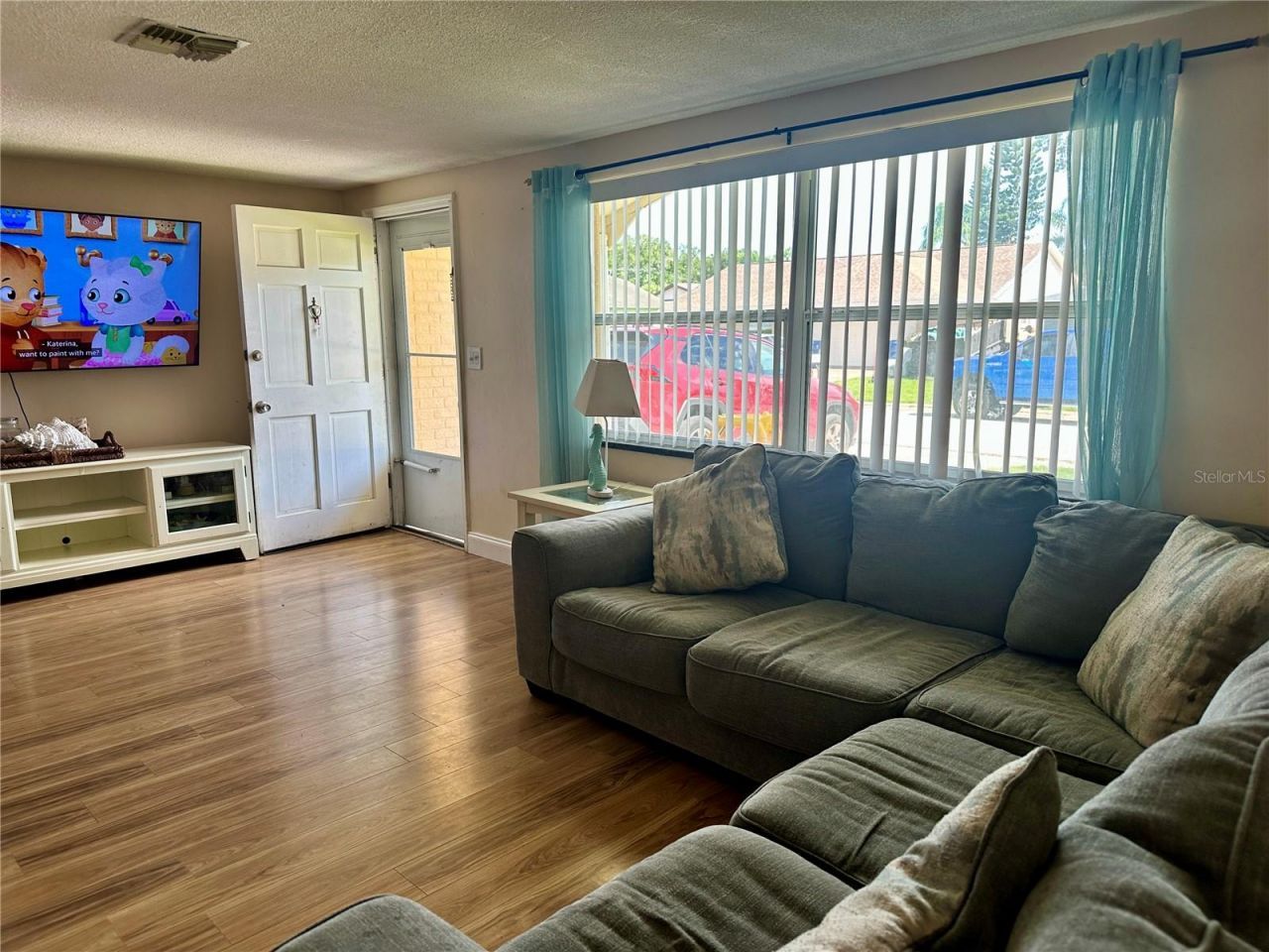 7917 Foxwood Drive, New Port Richey, FL 34653 Photo