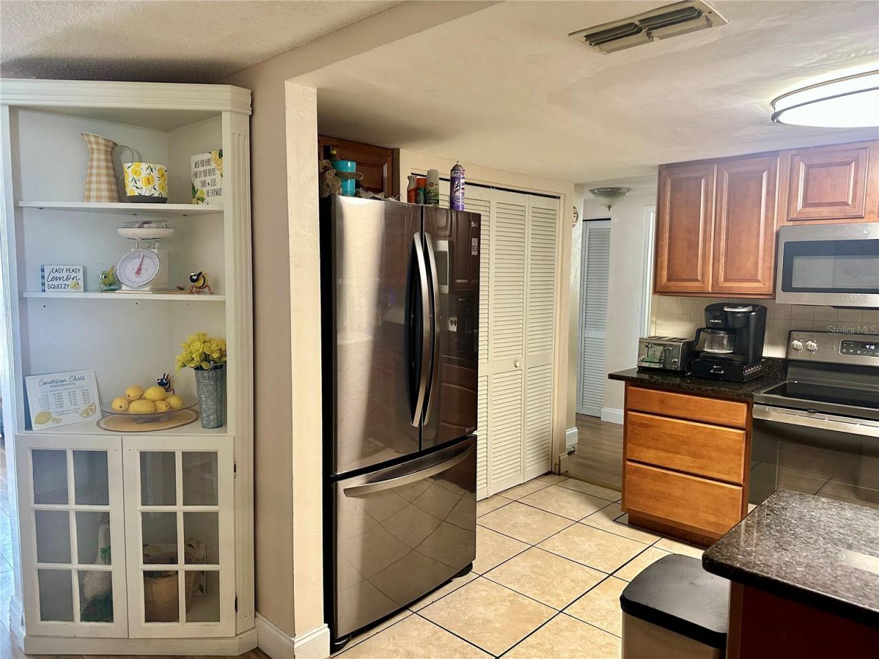 7917 Foxwood Drive, New Port Richey, FL 34653 Photo