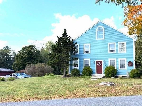 12 Mcintyre Road, Unit 2, Oxford, MA 01537