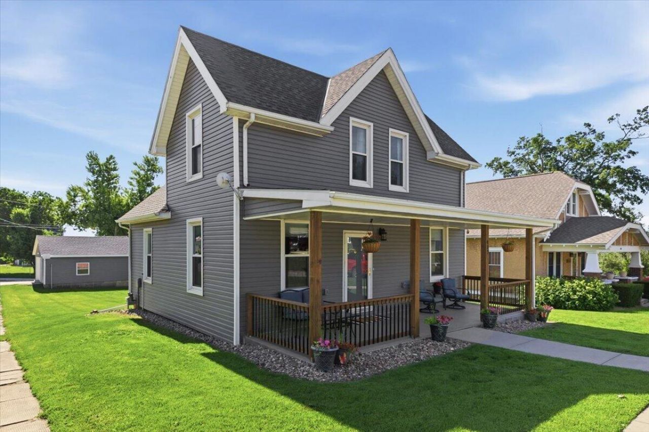 412 Broadway Street, Minden, IA 51553 Main Photo