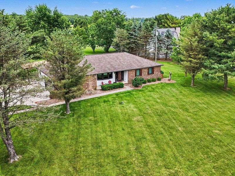 3376 Kropp Road, Grove City, OH 43123 Photo 3