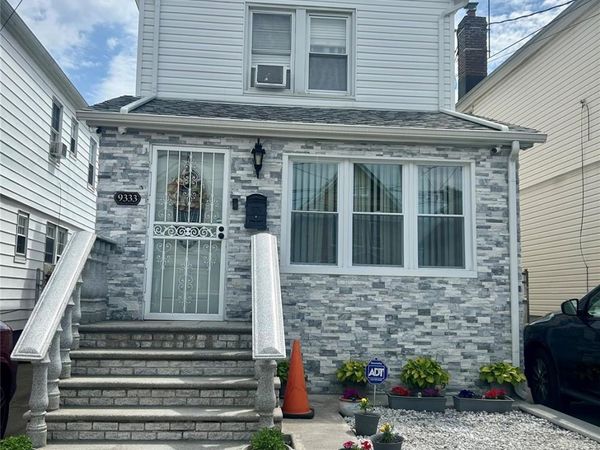 9333 212th Place , Queens Village, NY 11428