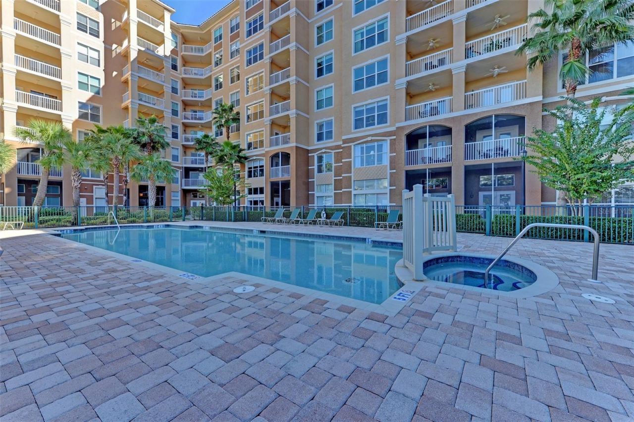 808 3rd Avenue W, Unit 301, Bradenton, FL 34205 Photo