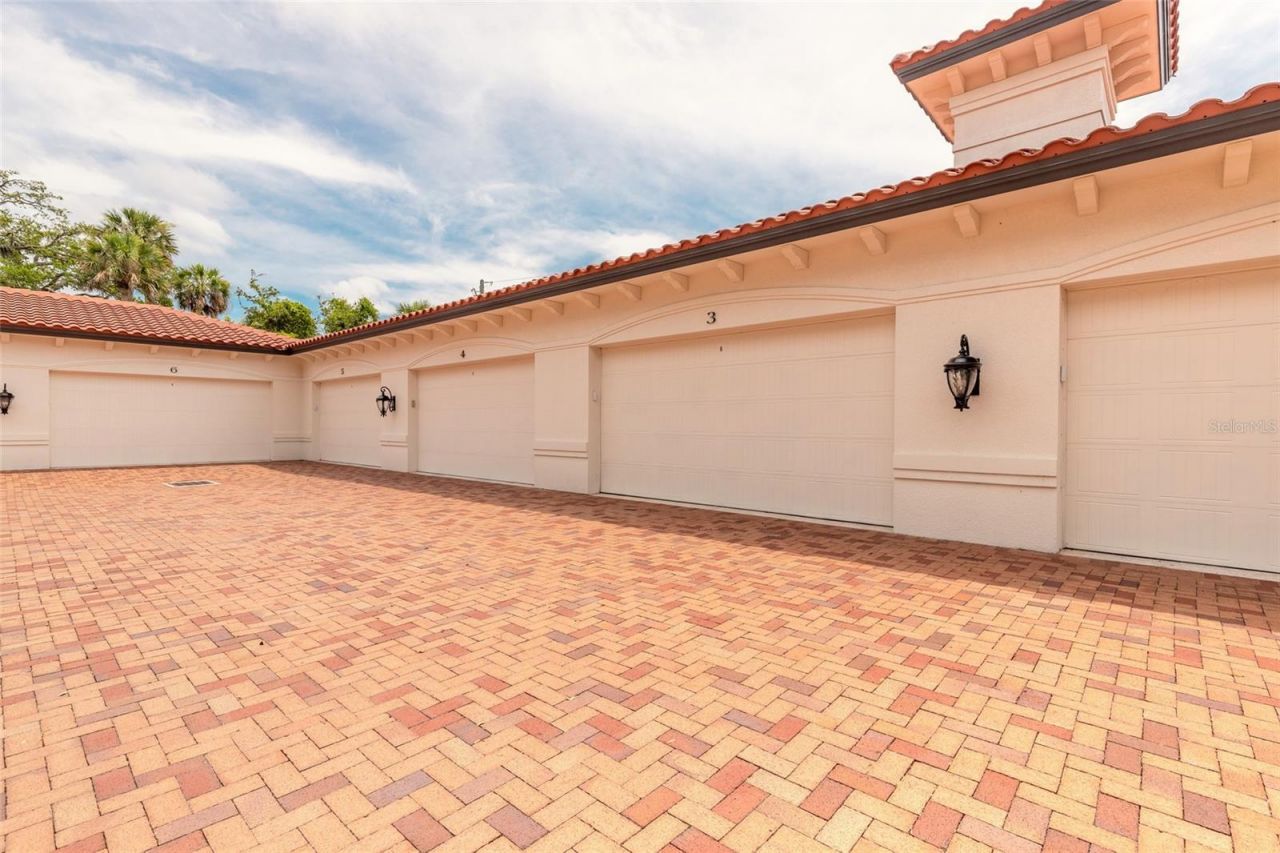5090 Riverside Drive , Unit 103, Port Orange, FL 32127 Photo