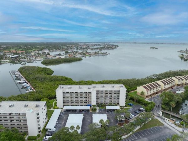 1332 PASADENA , Unit 102, SOUTH PASADENA, FL 33707