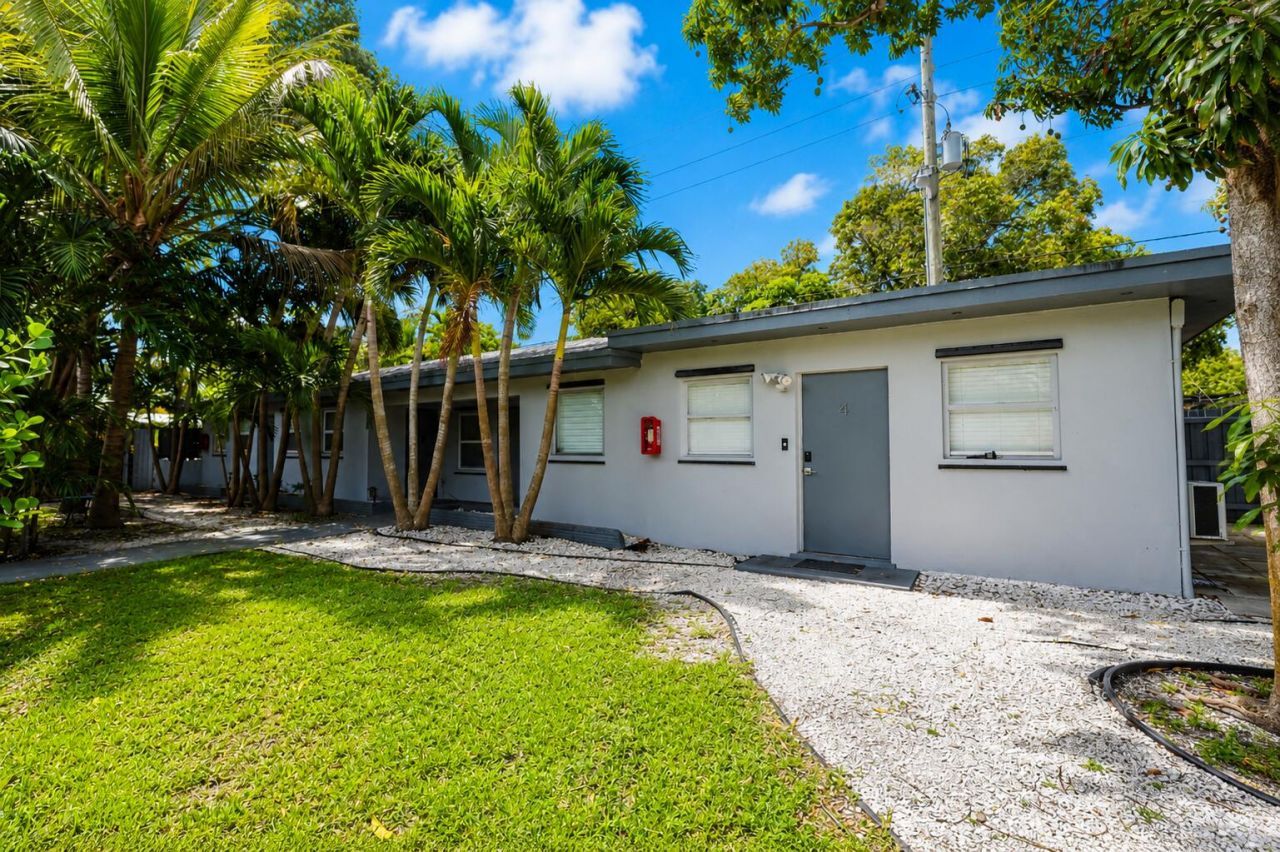 249 SW 14th Street, Unit 1-4, Dania Beach, FL 33004 Photo