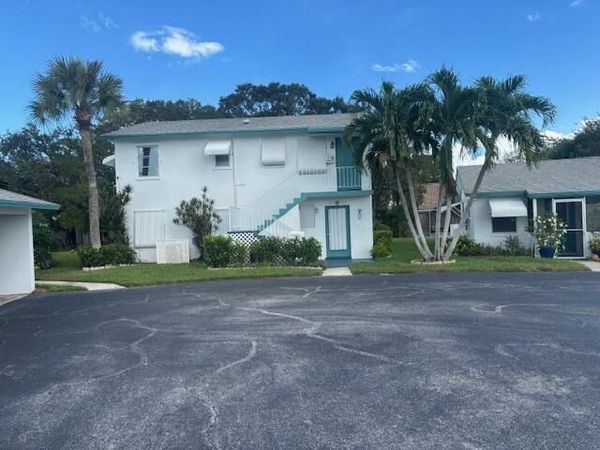 10162 N Meridian Way Way N, Unit 6, Palm Beach Gardens, FL 33410