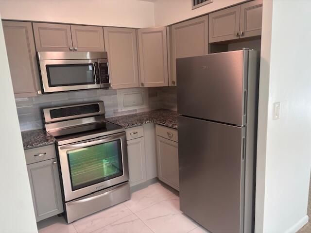 10162 N Meridian Way Way N, Unit 6, Palm Beach Gardens, FL 33410 Photo