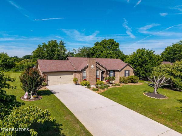 319 S Coleman Drive, Maryville, TN 37803