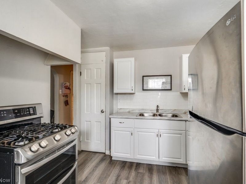 13020 Bellaire Road, Cleveland, OH 44135 Photo 3