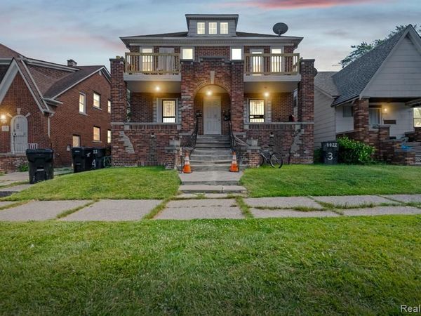 14422 Maddelein Street , Detroit, MI 48205