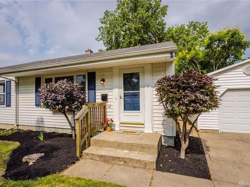 261 N Delmar Avenue, Dayton, OH 45403 Photo 2