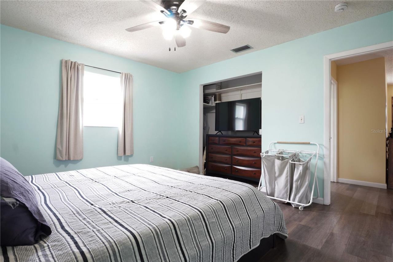 737 52nd Avenue S, Saint Petersburg, FL 33705 Photo