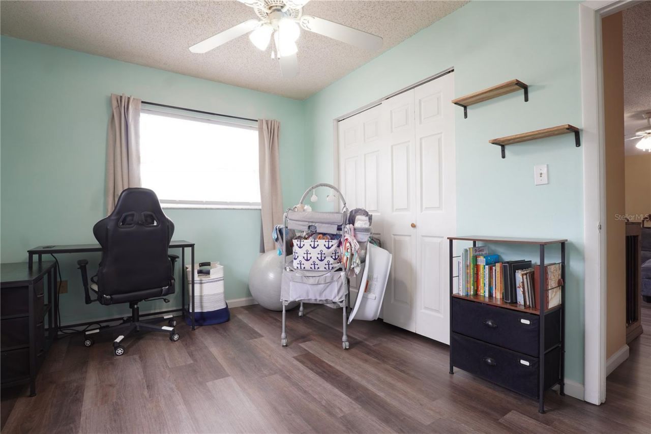 737 52nd Avenue S, Saint Petersburg, FL 33705 Photo