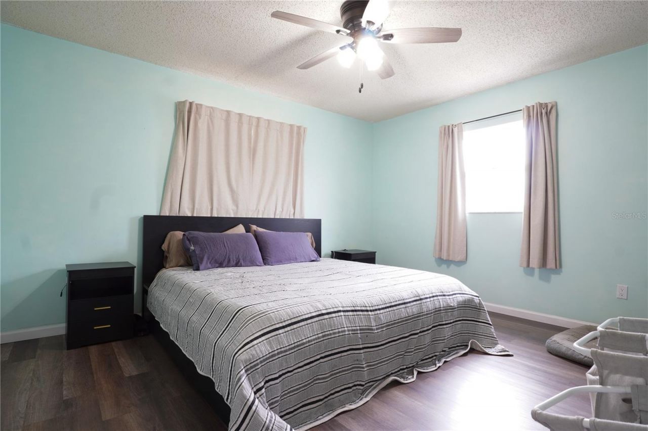 737 52nd Avenue S, Saint Petersburg, FL 33705 Photo