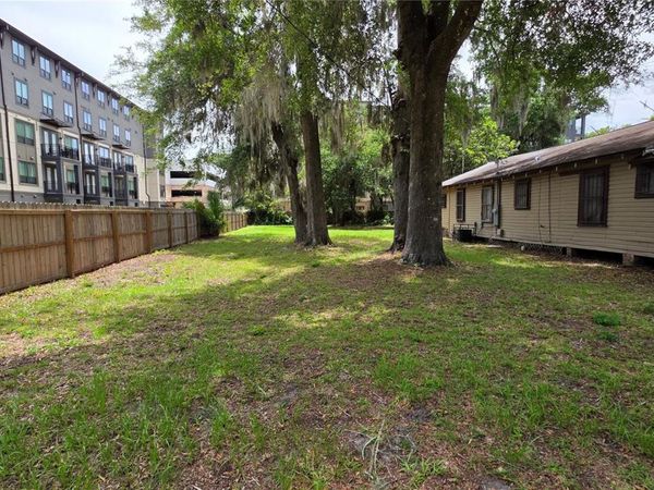 1113 NW 5TH AVENUE , GAINESVILLE, FL 32601