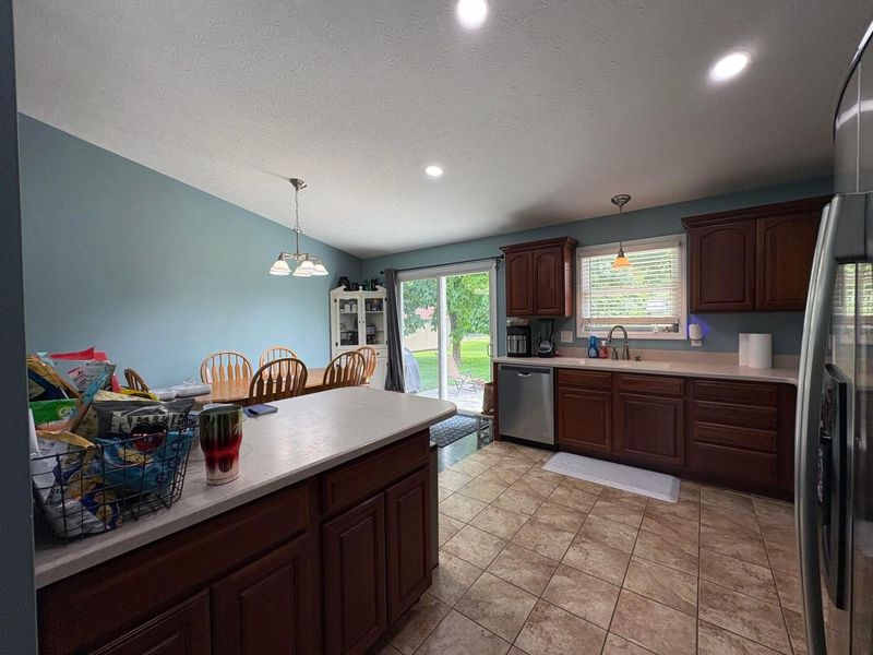 938 Shoshone Trail, Jamestown, OH 45335 Photo 17