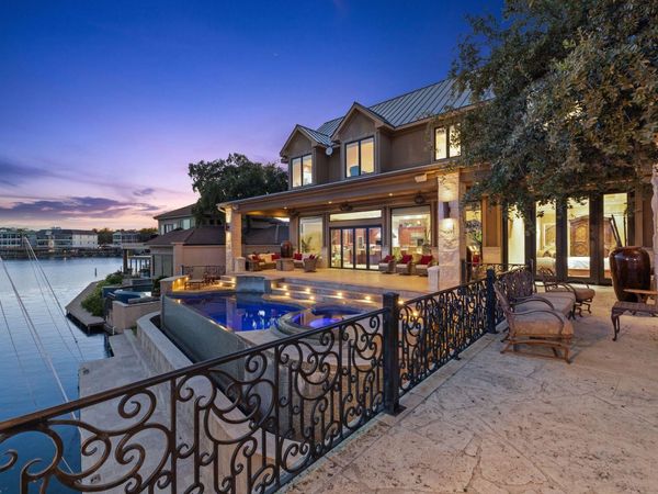 101 Matern CT, Horseshoe Bay, TX 78657