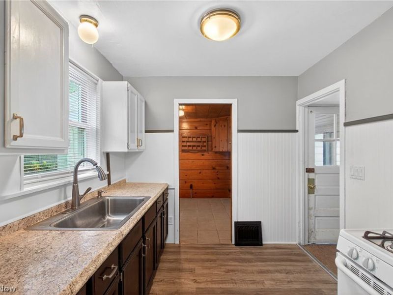 3726 Vernon Avenue NW, Canton, OH 44709 Photo 11