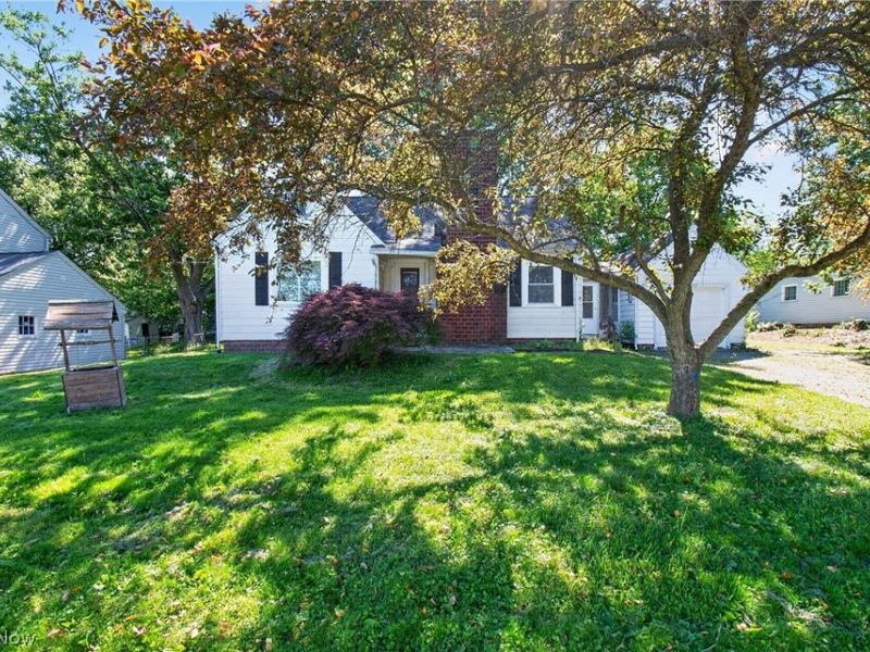 3726 Vernon Avenue NW, Canton, OH 44709 Photo 3