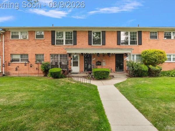 3211 Benjamin Avenue, Royal Oak, MI 48073