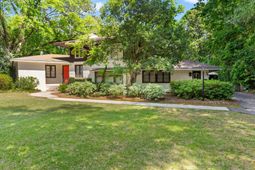 332 Berry Street photo 4