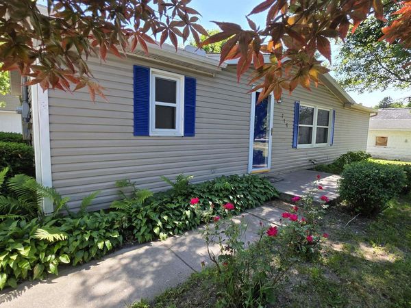 715 W main , Morenci, MI 49256