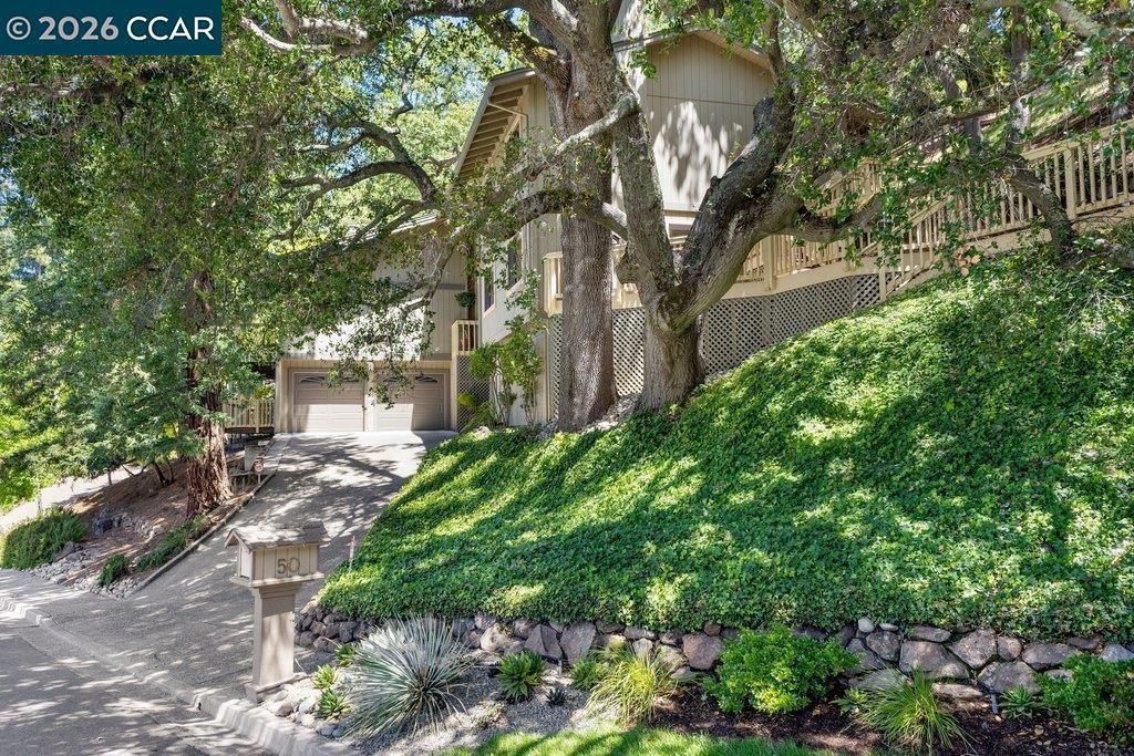 50 E Altarinda Dr, Orinda, CA 94563 Main Photo