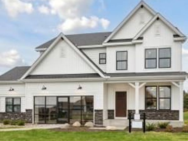 3724 Holbrook Drive , Waconia, MN 55387