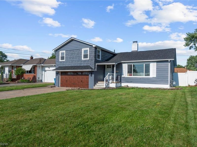 3053 Chris Avenue, Lorain, OH 44052 Photo 3
