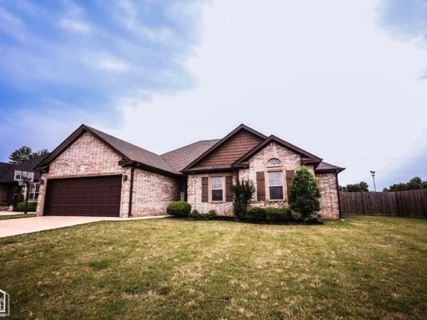 5508 Slimbridge Drive, Jonesboro, AR 72405