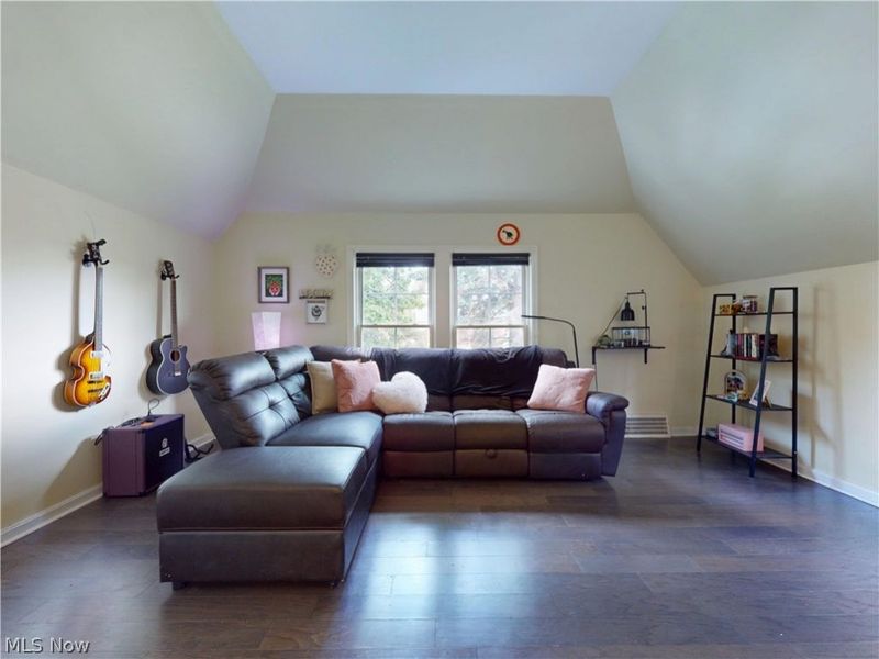 13550 Cedar Road, University Heights, OH 44118 Photo 23