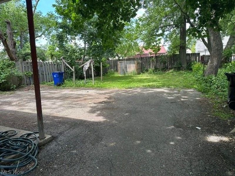 14907-14905 Pepper Avenue, Cleveland, OH 44110 Photo 4