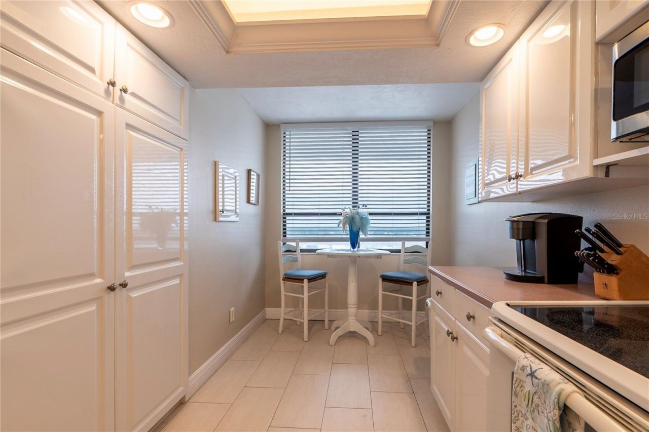 17900 Gulf Boulevard, Unit 11C, Redington Shores, FL 33708 Photo
