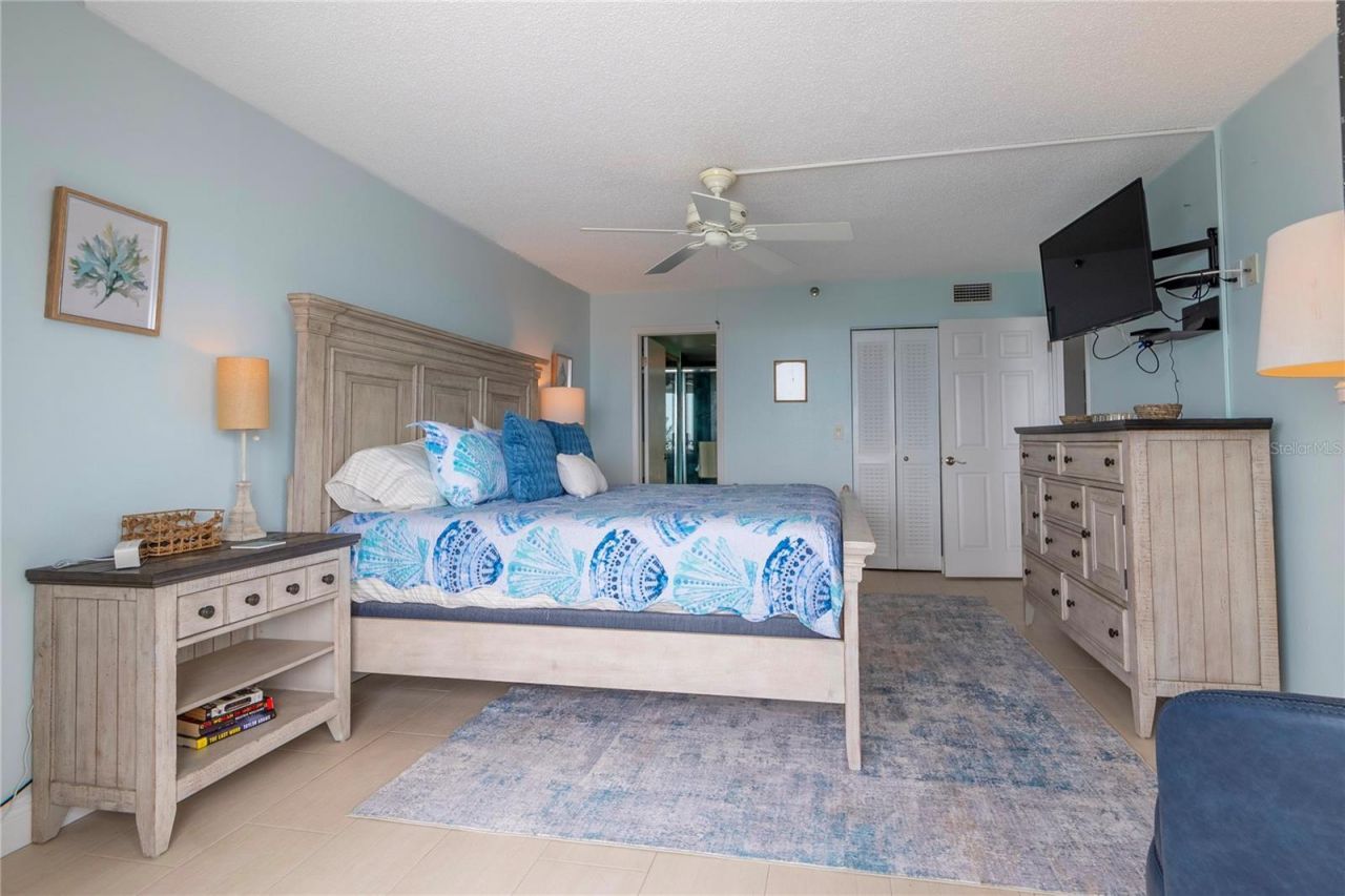17900 Gulf Boulevard, Unit 11C, Redington Shores, FL 33708 Photo