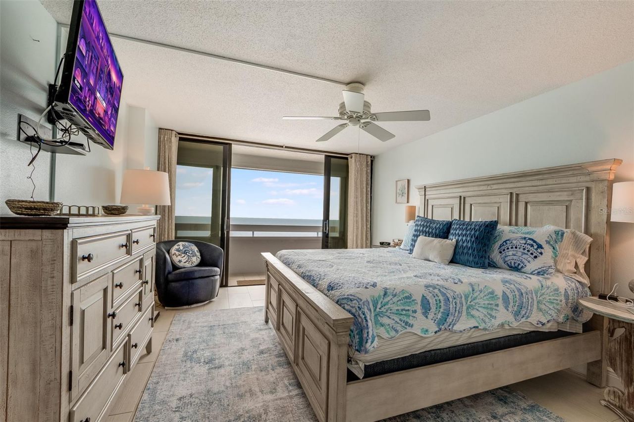 17900 Gulf Boulevard, Unit 11C, Redington Shores, FL 33708 Photo
