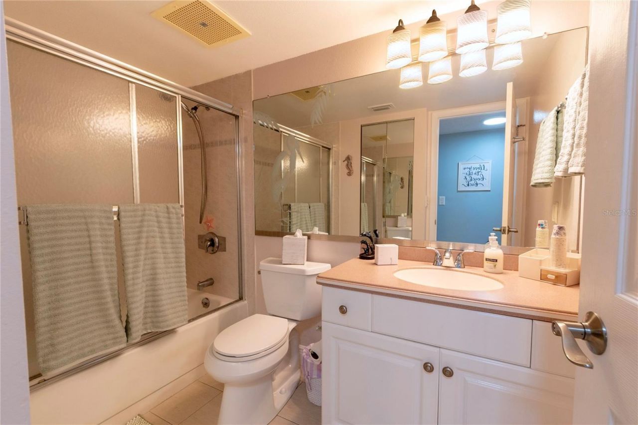 17900 Gulf Boulevard, Unit 11C, Redington Shores, FL 33708 Photo