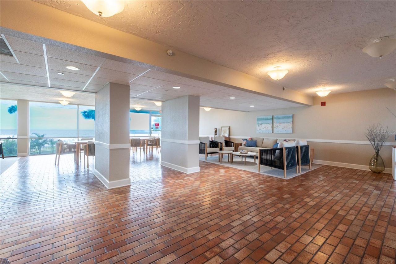 17900 Gulf Boulevard, Unit 11C, Redington Shores, FL 33708 Photo
