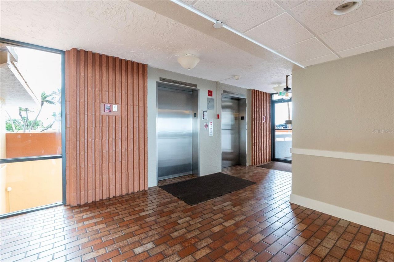 17900 Gulf Boulevard, Unit 11C, Redington Shores, FL 33708 Photo