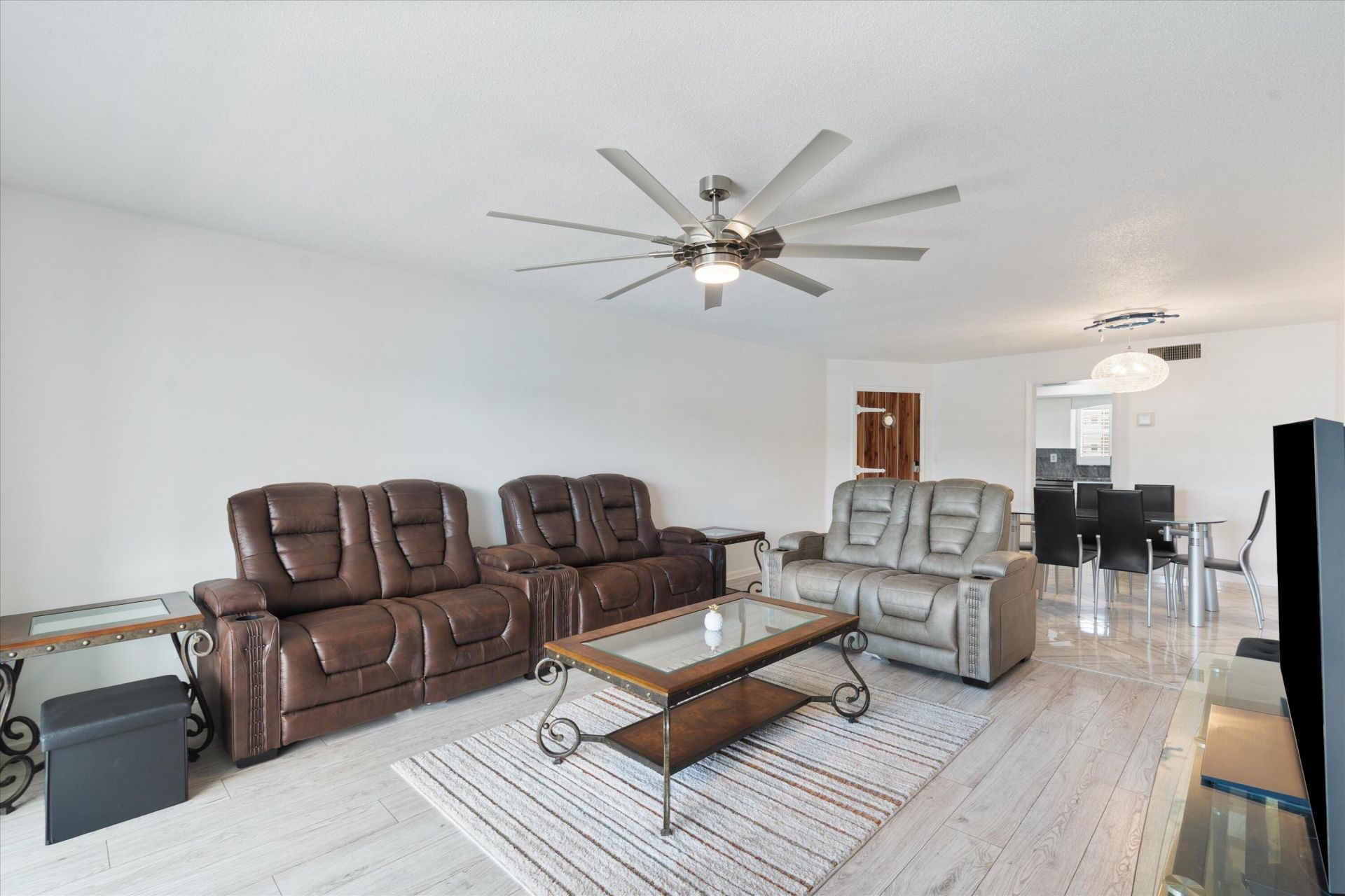 117 Lehane Terrace, Unit 210, North Palm Beach, FL 33408 Photo