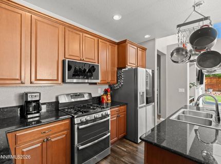 2438 Emblem Street, Sparks, NV 89436 Photo