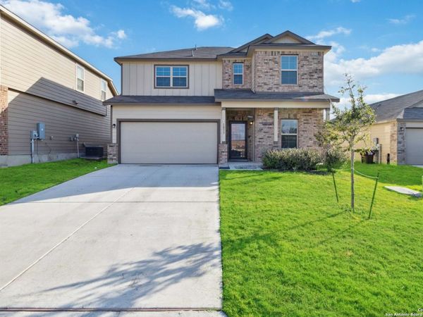 1033 Windflower, New Braunfels, TX 78130