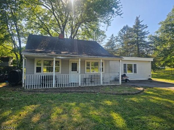 1 Round Top Dr, Clinton, NJ 08801