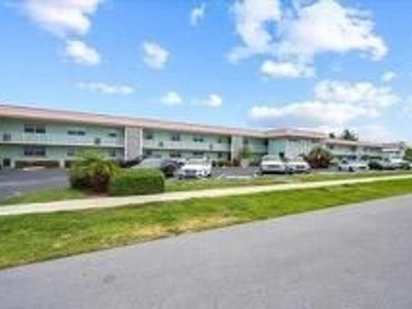 117 Lehane Terrace, Unit 210, North Palm Beach, FL 33408