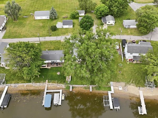55 Lane 275B Turkey Lake, Hudson, IN 46747