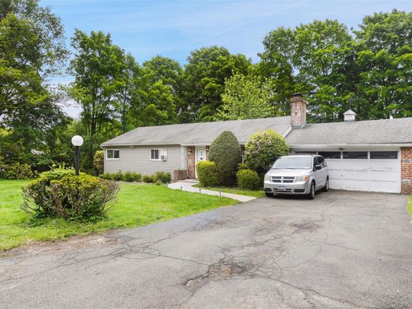 3 Westview Road , Spring Valley, NY 10977