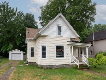 436 E Division Street, Dowagiac, MI 49047