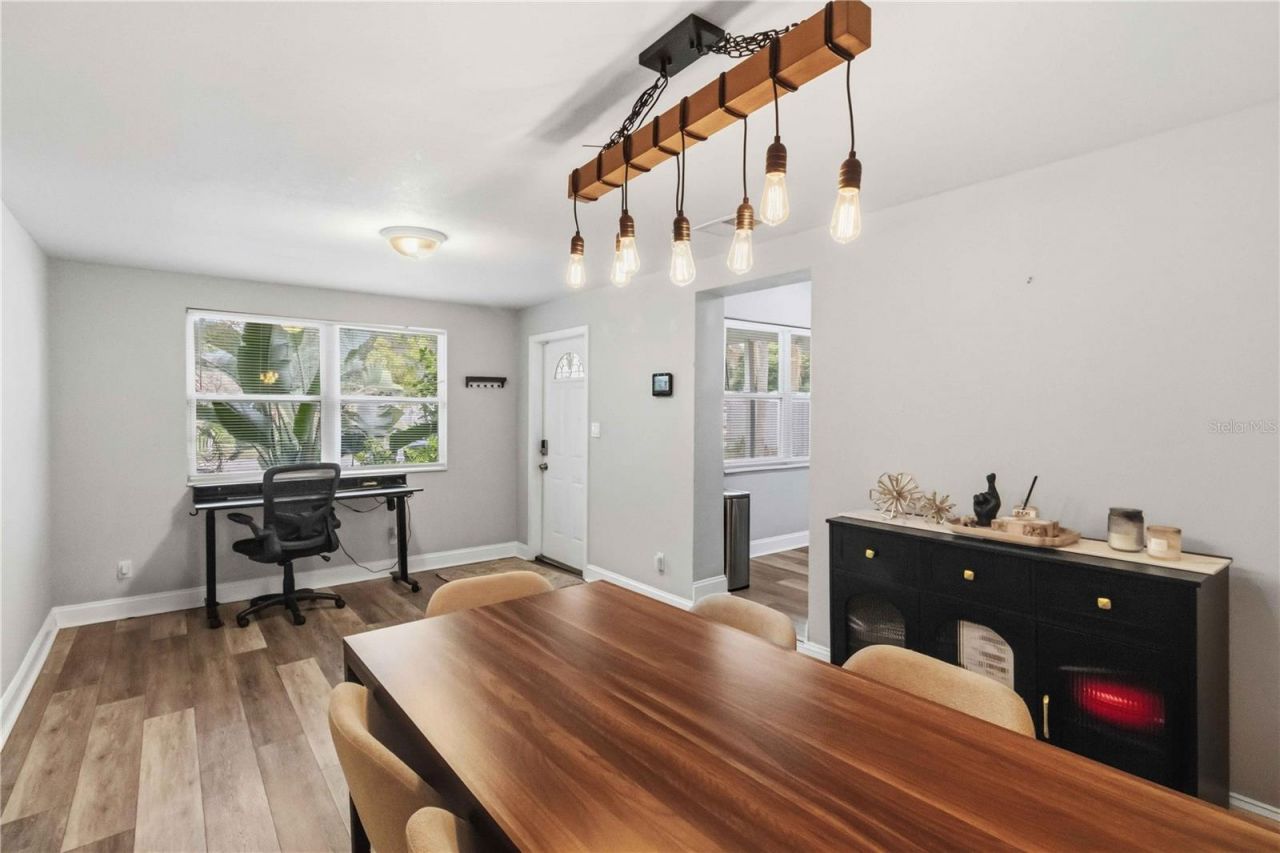 7012 40th Avenue N, Saint Petersburg, FL 33709 Photo
