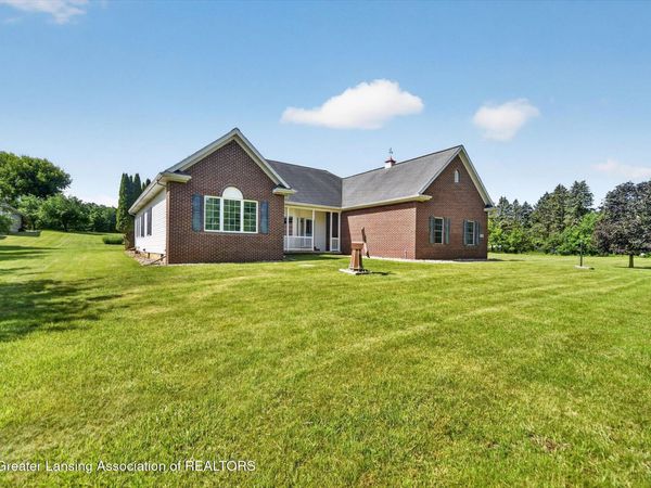 13539 S Wright Road, Eagle, MI 48822